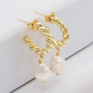pearl rope twist design earrings