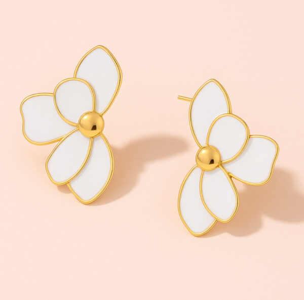 blossom earrings white