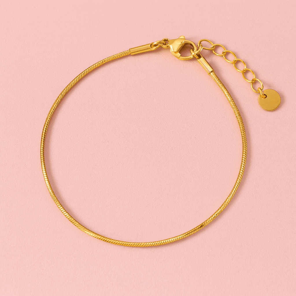 ADEFF173-FCBF-42B0-AFBC-BB2341F1376F gold snake chain